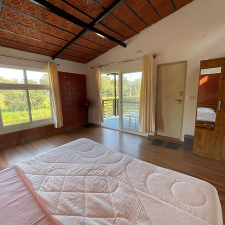 Lake Ripples - Farmstay & Camping Ponnampet Exterior foto